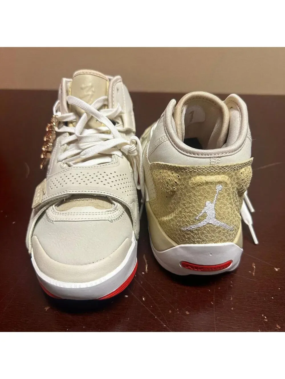 Jordan Mens Beige Zion 2 DO8990-217 Lace Up Athletic Basketball Shoes Sz 12 13 9